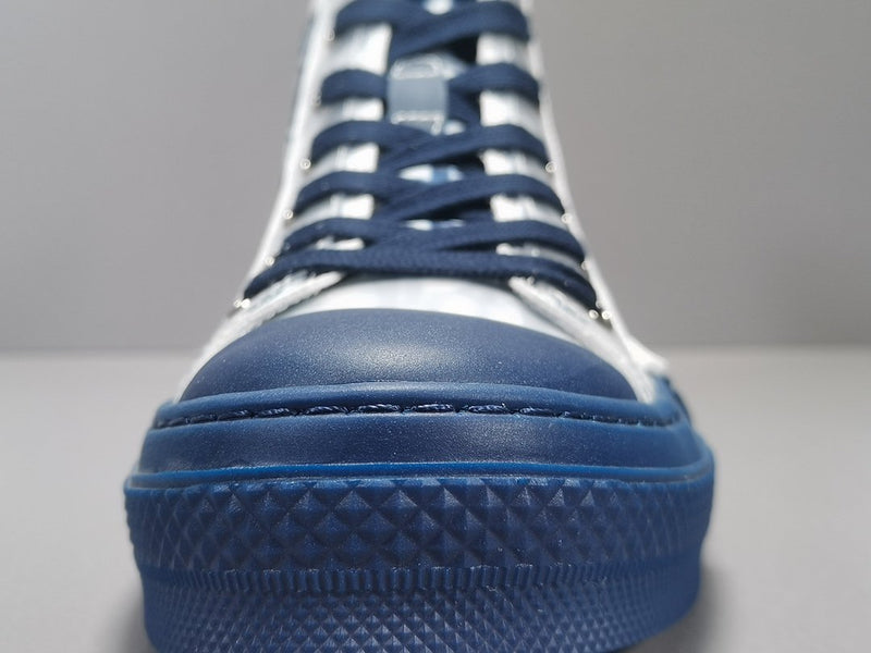 B23 High Top Blue Oblique